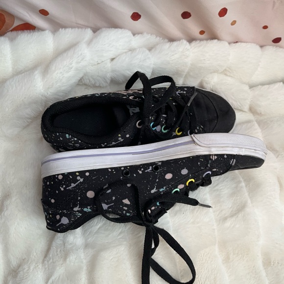 DC Shoes Girls 3 Black Soft Girl Streetwear Pastel Splatter Skater Sneakers - Picture 3 of 14